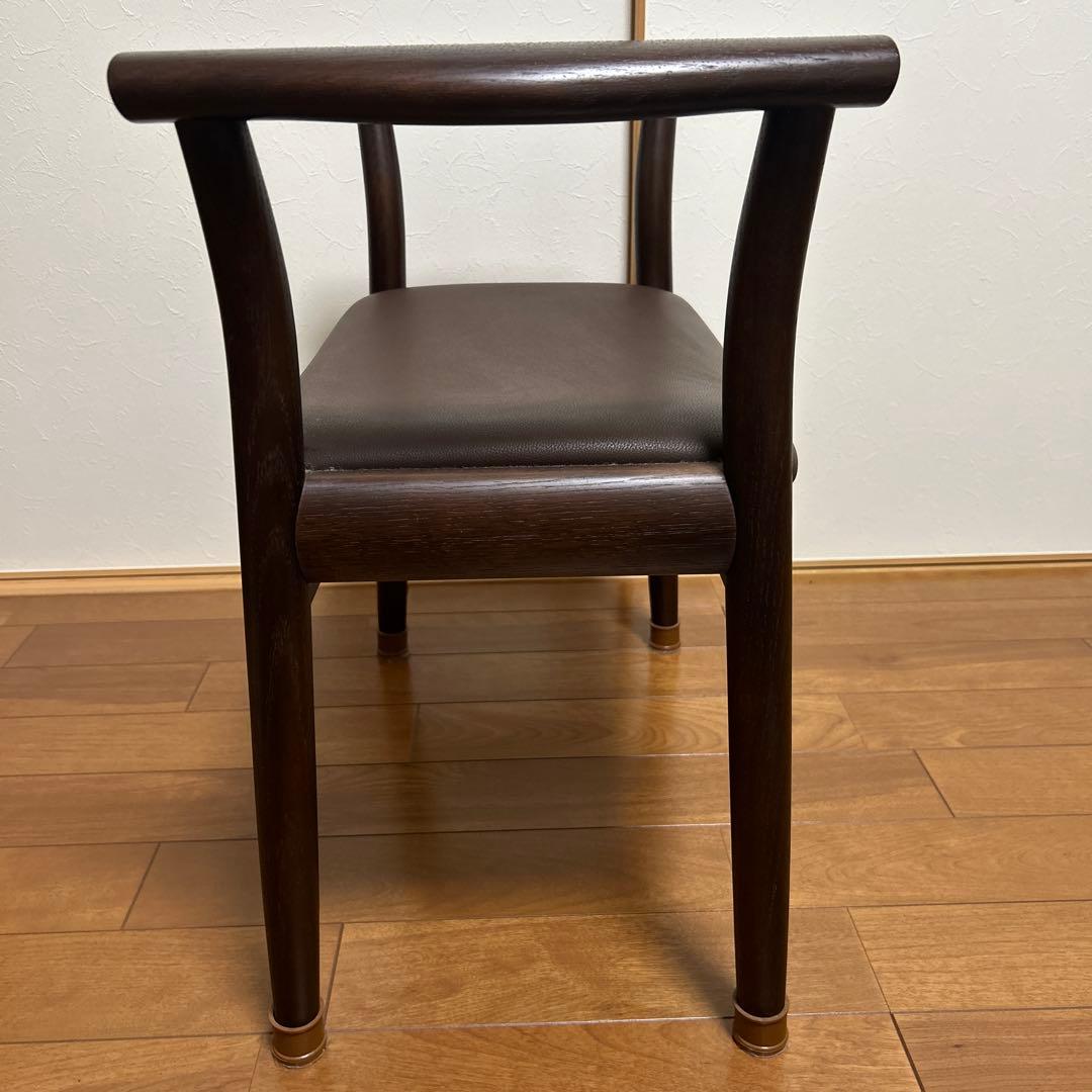 ナチュラルウッドアーム付きスツール