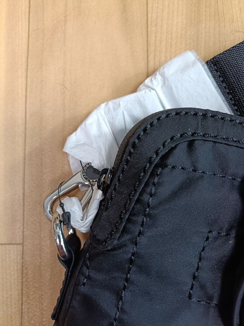 新品 マークジェイコブス PCバッグ 黒 キルティング