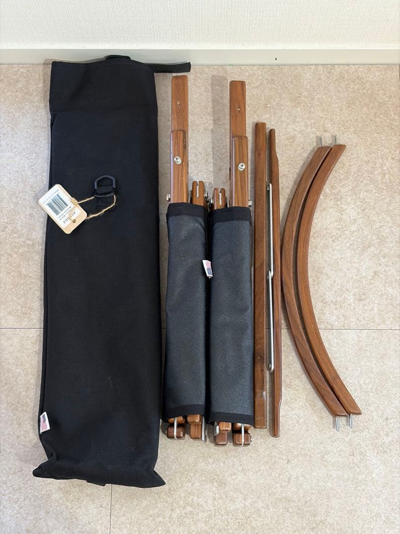 正規品　新品　カーミットチェア　ウォールナット　ブラック