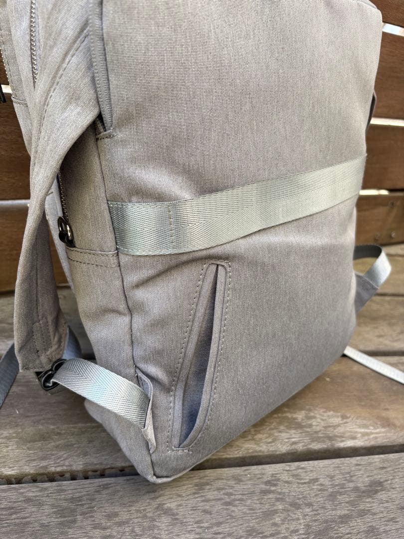 【美品】ace.GENE　ビジネスリュック レディース ノートPC収納可