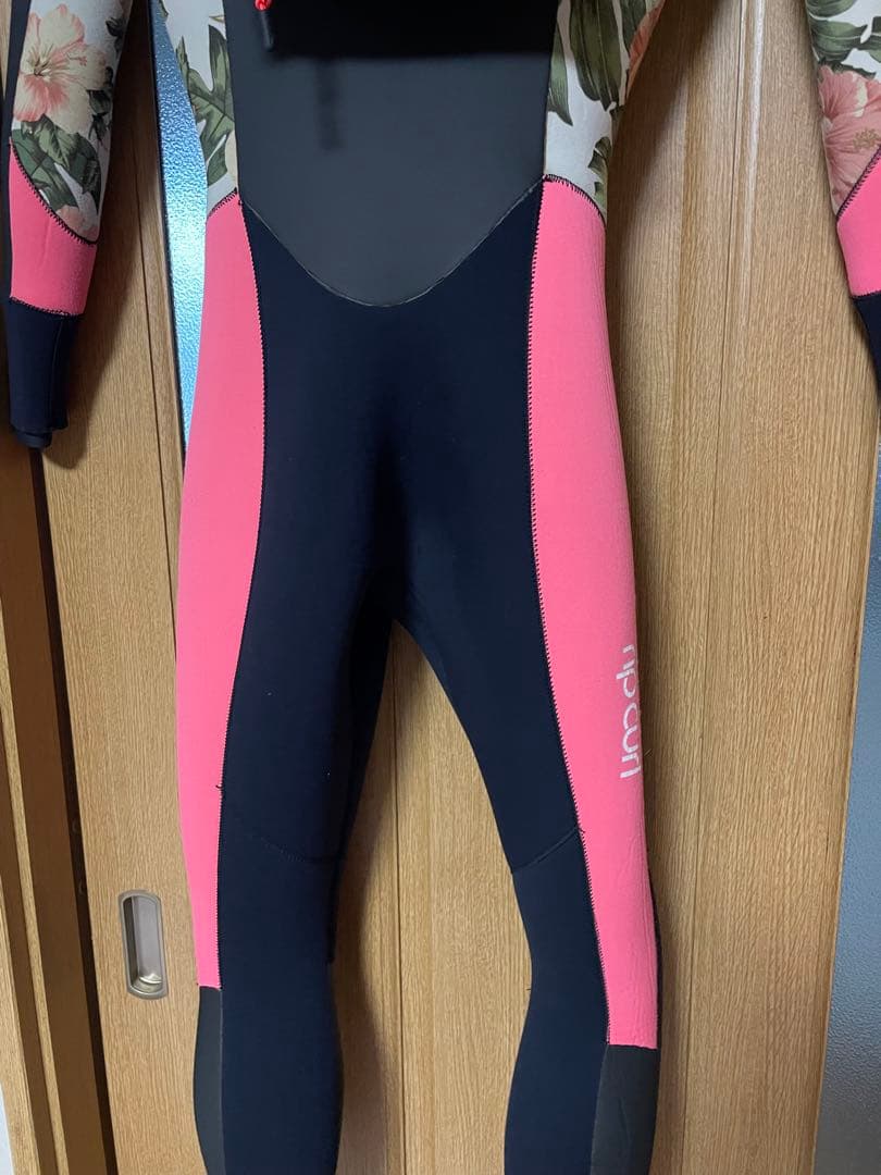 リップカール　RIP CURL セミドライ　レディース