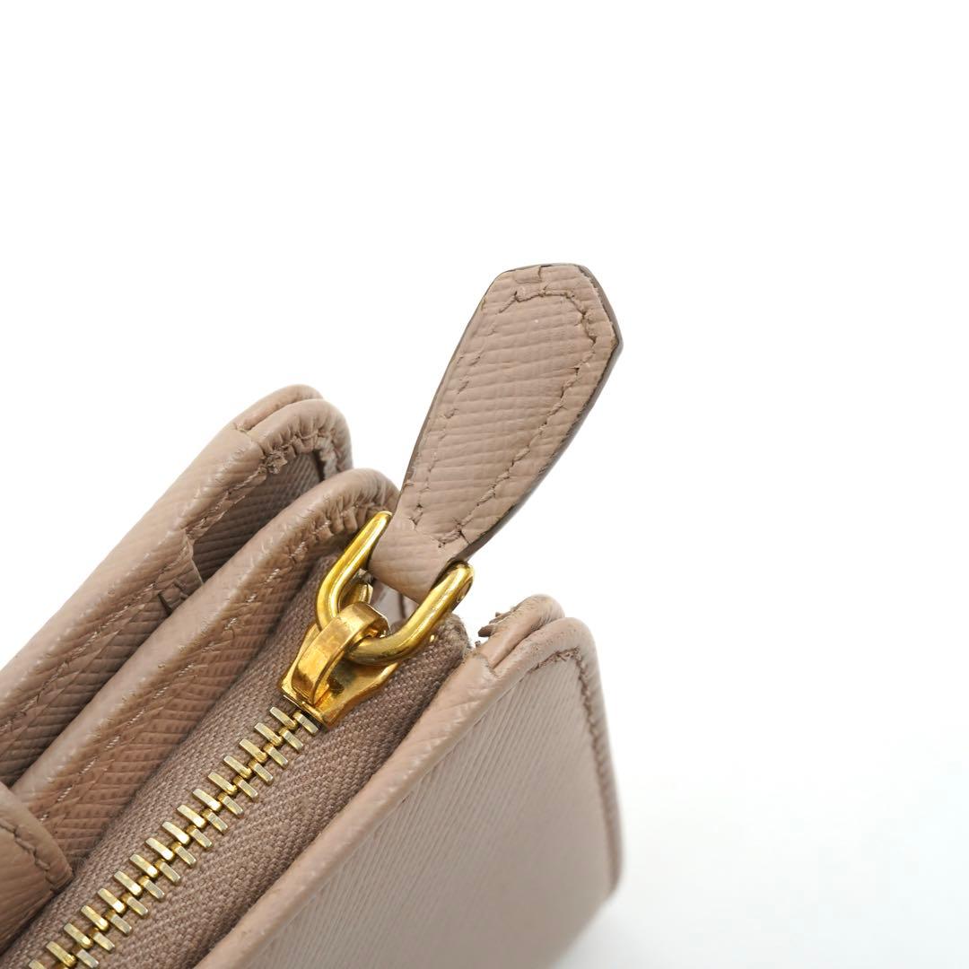 ✨新品未使用・箱付き✨　PRADA 財布　サフィアーノレザー　アイコン　ベージュ