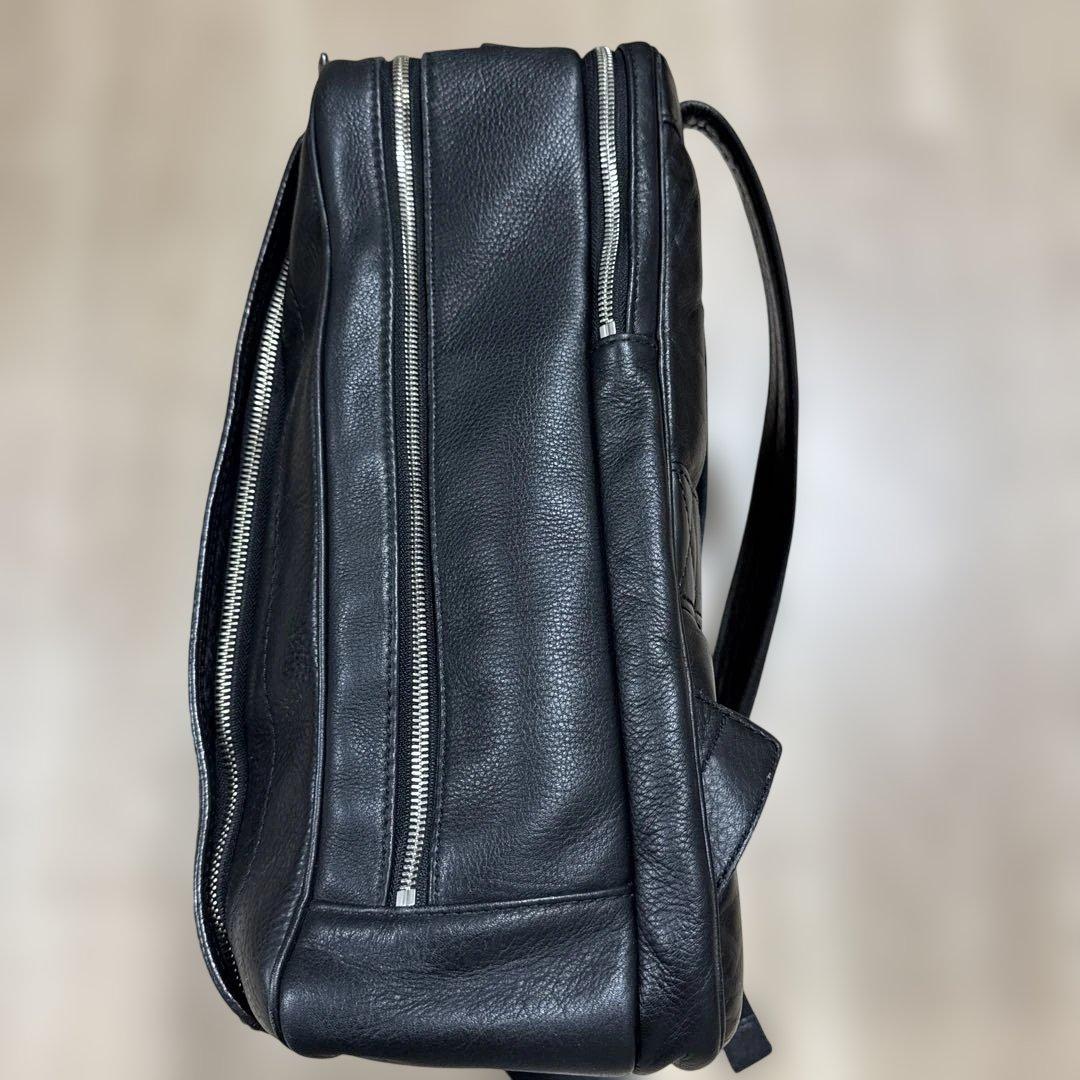 土屋鞄 トラベル バックパックブラック