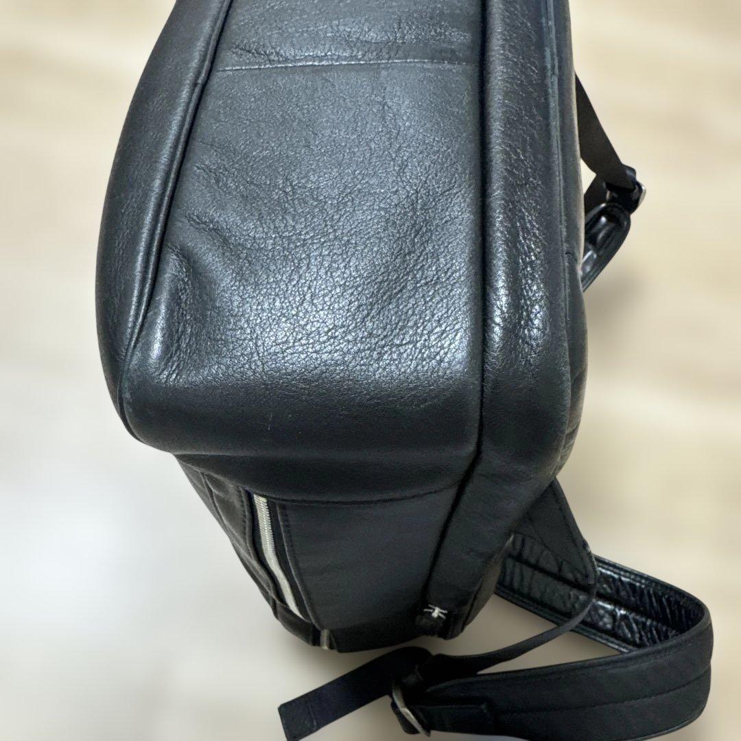 土屋鞄 トラベル バックパックブラック