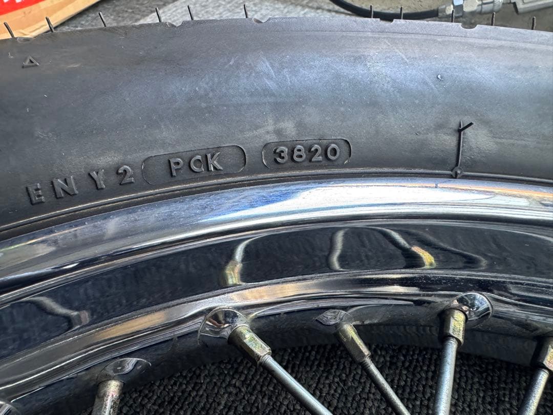 Z1 前後ホイール　DID BT46F タイヤ付き