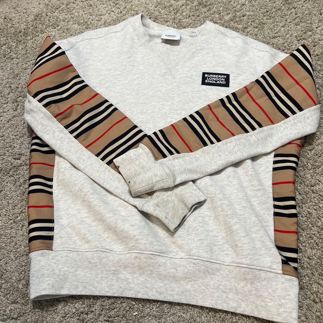 BURBERRY グレー ストライプ トレーナー 12Y