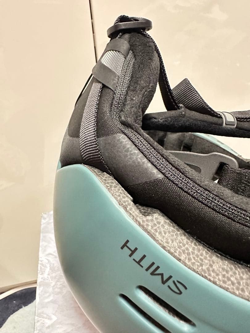 ヘルメット SMITH Mサイズ レディース、メンズ兼用