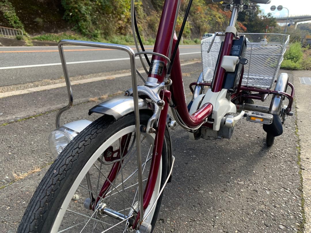 【動作確認済】送料無料 Panasonic 電動三輪自転車8.9Ah長押し4点灯