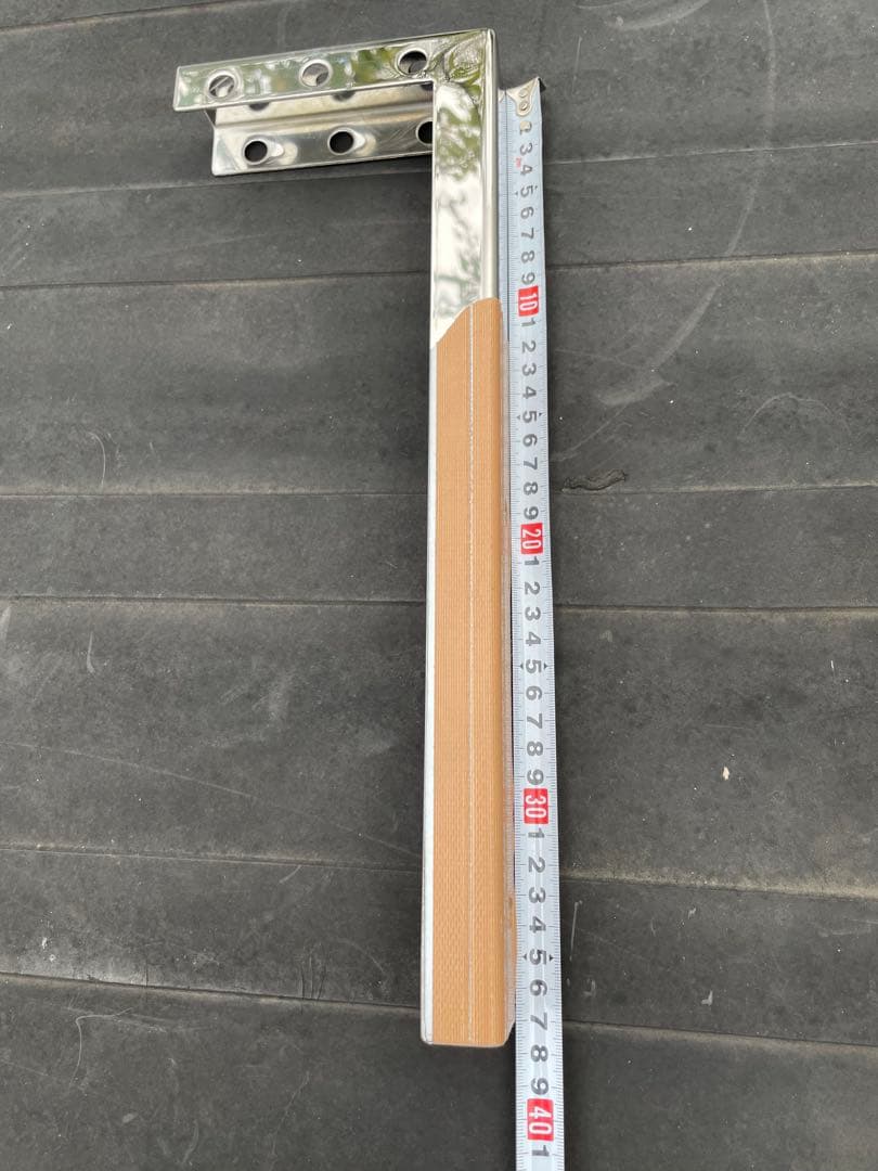 h*☆様 軽トラック 汎用 ウロコ柄ステンレス サイドバンパー左右set