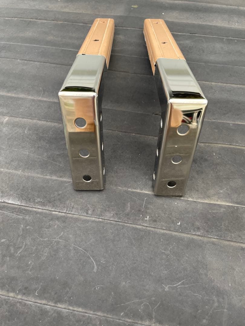 h*☆様 軽トラック 汎用 ウロコ柄ステンレス サイドバンパー左右set