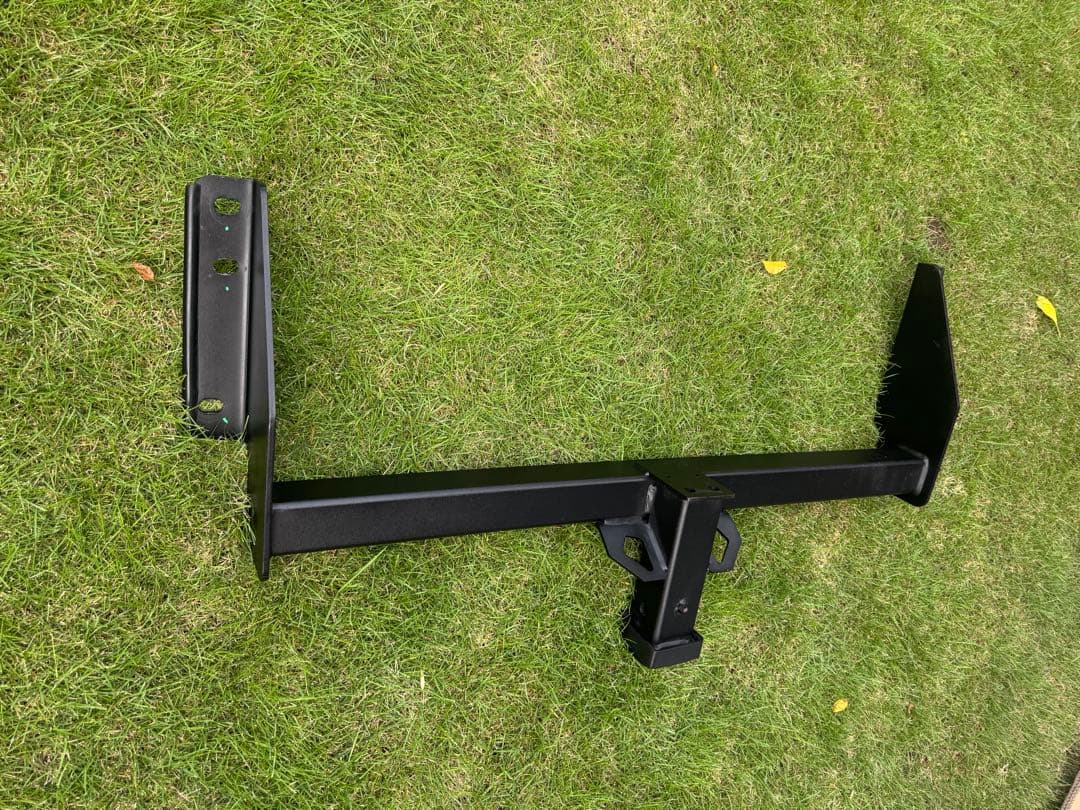 引き取り、発送可能★美品ハイラックス GUN125 ヒッチメンバー 前期後期対応