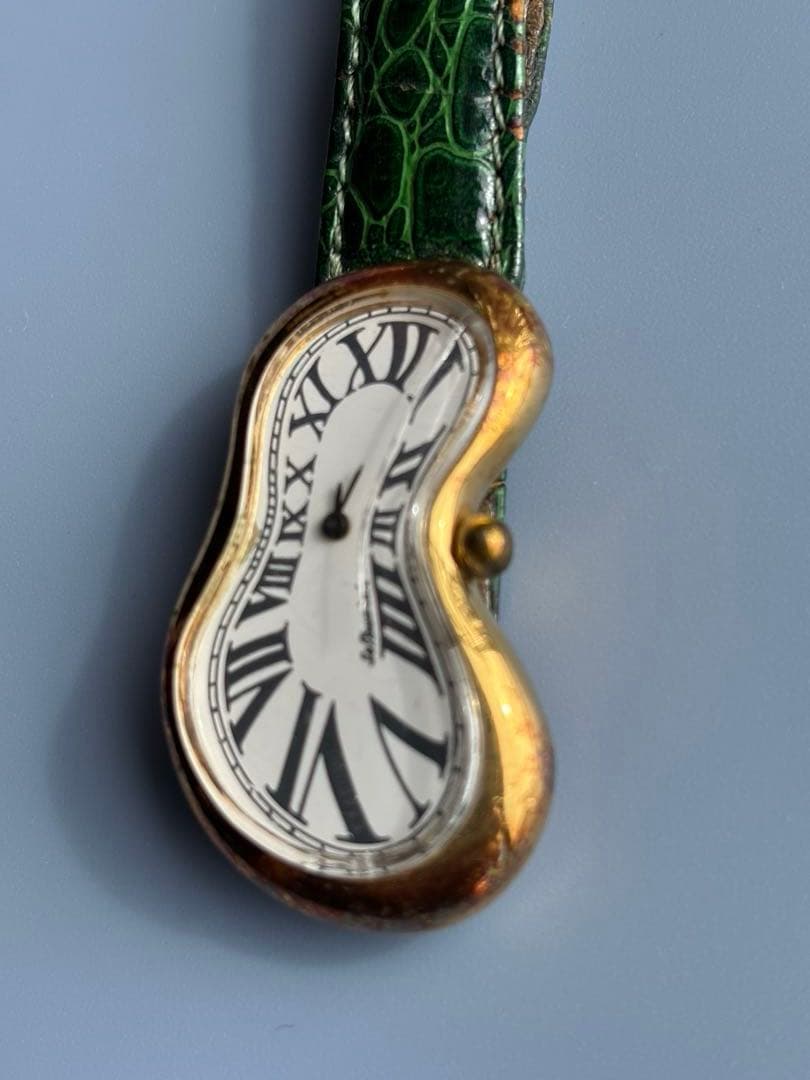 サルバドールダリ　アンティーク腕時計　記憶の固執の溶ける時計