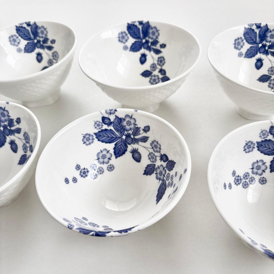 ウェッジウッド ストロベリーブルーム インディゴ 茶碗 ライスボウル M&L