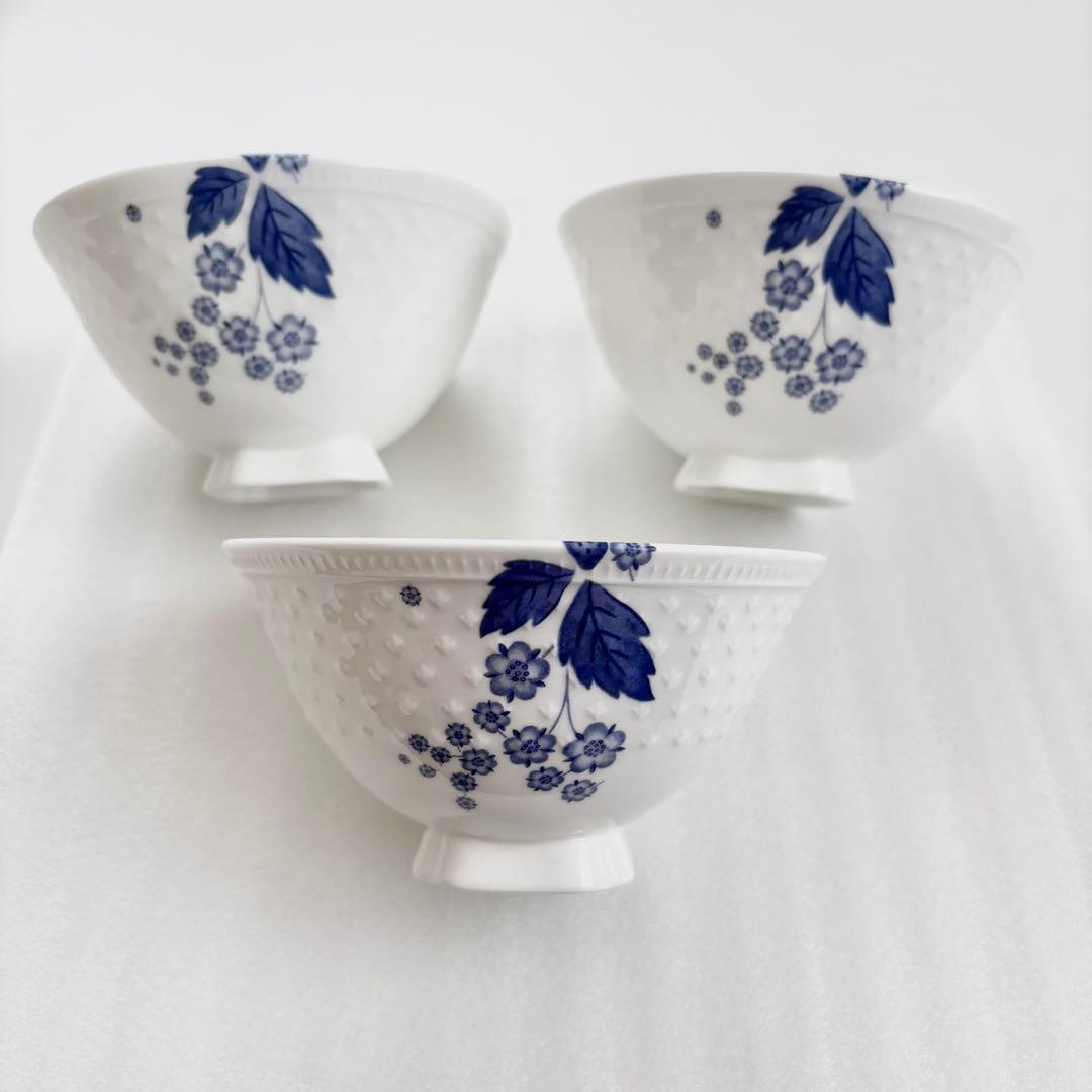 ウェッジウッド ストロベリーブルーム インディゴ 茶碗 ライスボウル M&L