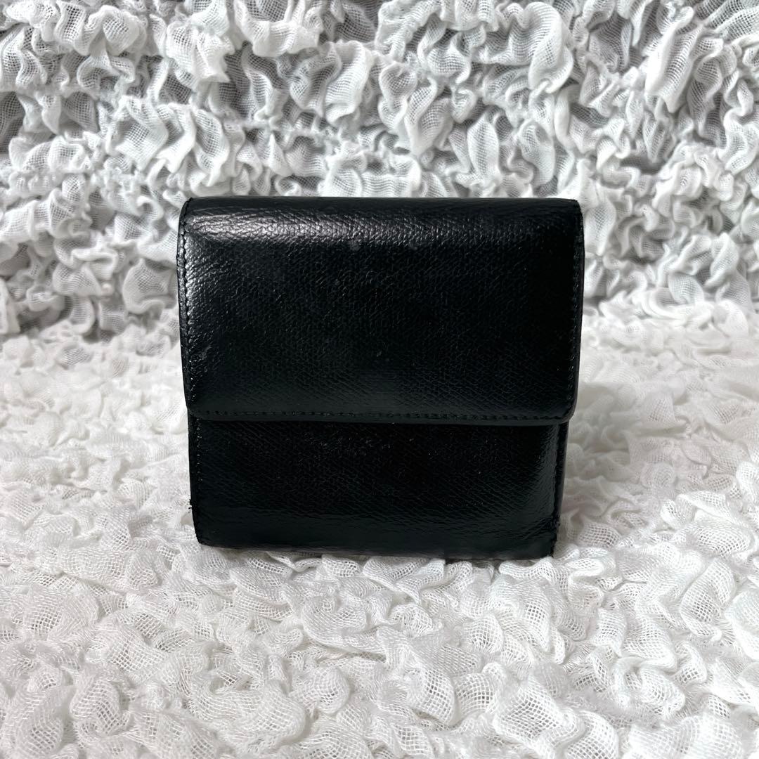 CHANEL ブラック 三つ折り財布　シャネル　ココマーク　レザー　コンパクト