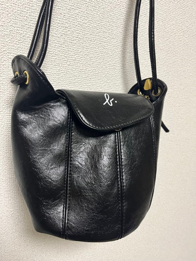 アニエスベー ブラック ショルダーバッグ ロゴ