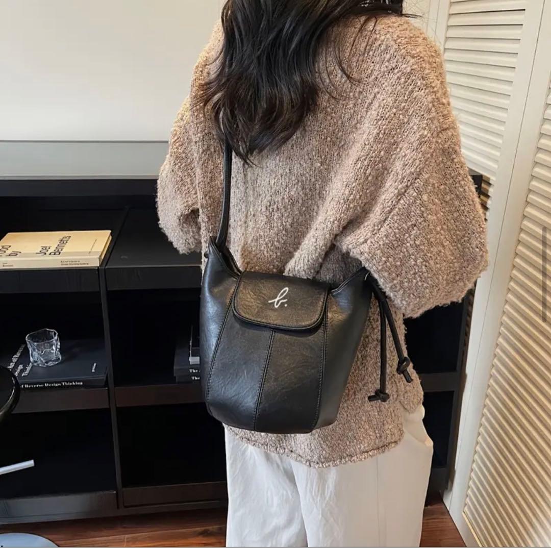 アニエスベー ブラック ショルダーバッグ ロゴ