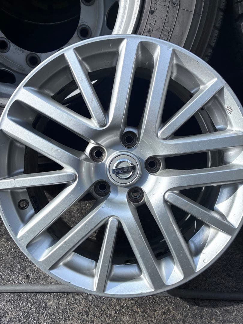日産純正17インチ　アルミホイール