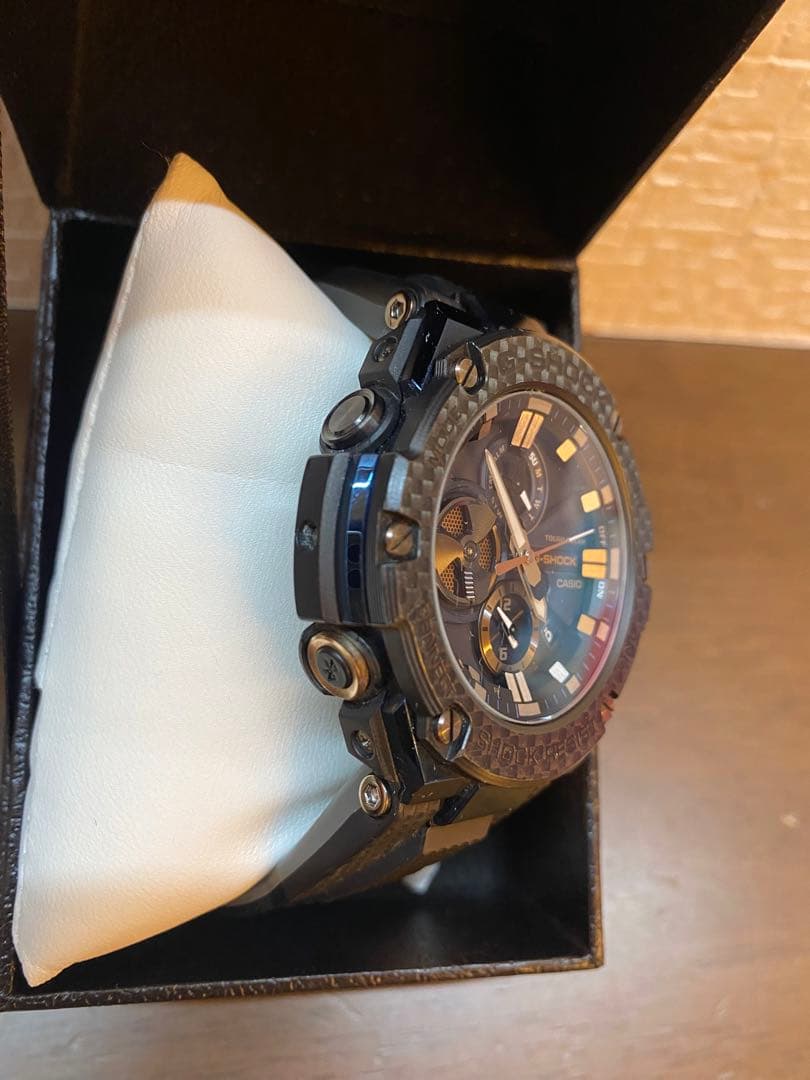 【極美品/レア】G-SHOCK GST-B100XB-2AJF 海外セレブ愛用