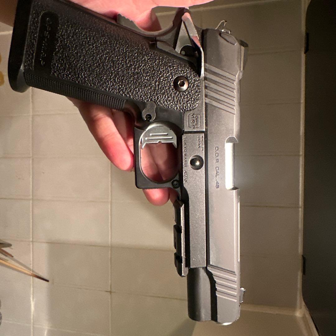 東京マルイ　ハイキャパDOR 黒　2本マガジン付き