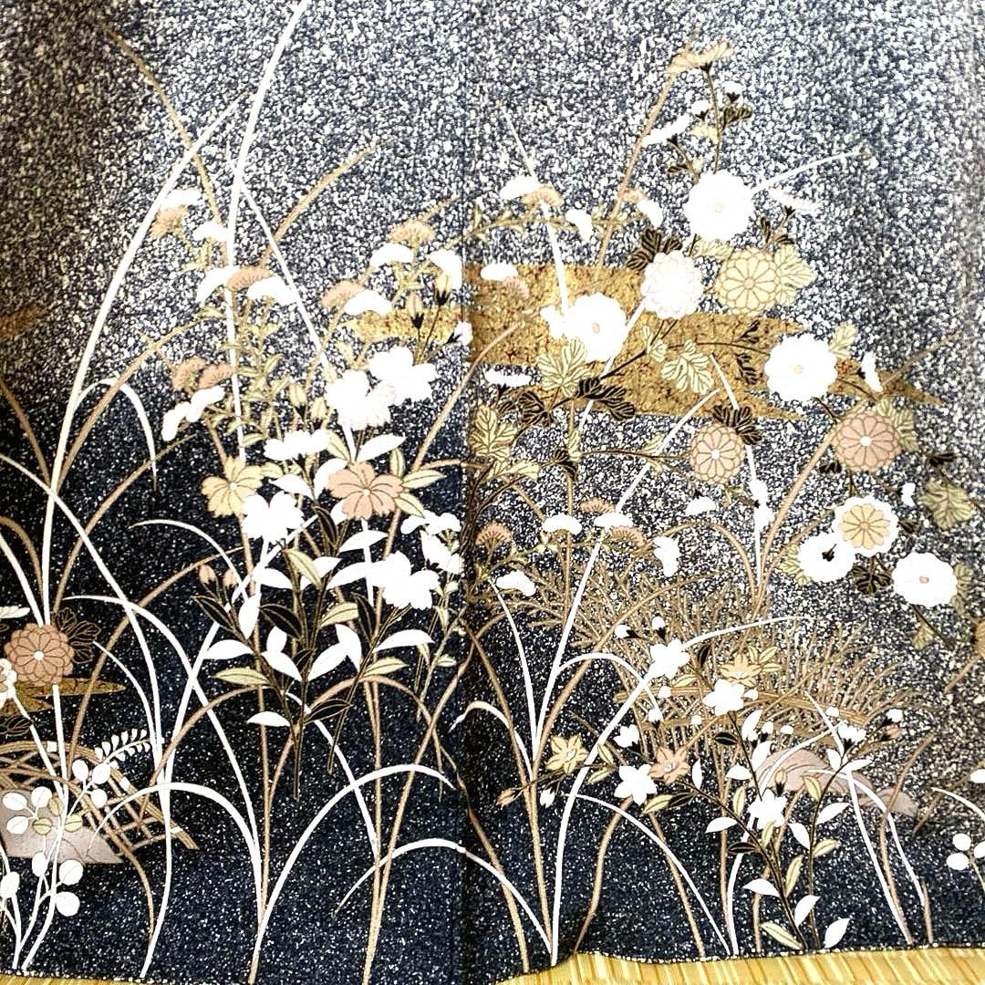 着物-袷着物2 秋草文様 黒地に金彩上品で華やかな装い【訪問着】【正絹】【美品】