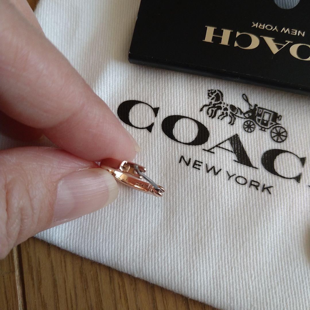【新品・未使用】COACH　パヴェシグネチャーハギーピアス　ピンクゴールド