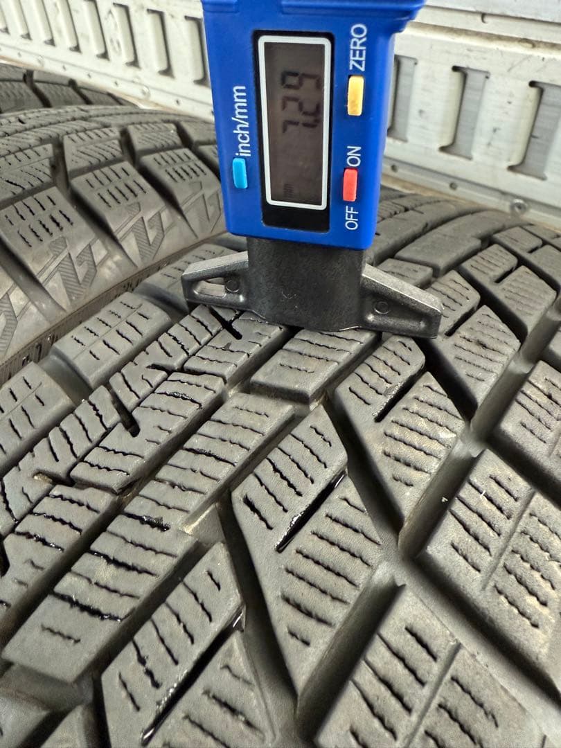 ヨコハマスタッドレス155／65R14 75Q深溝