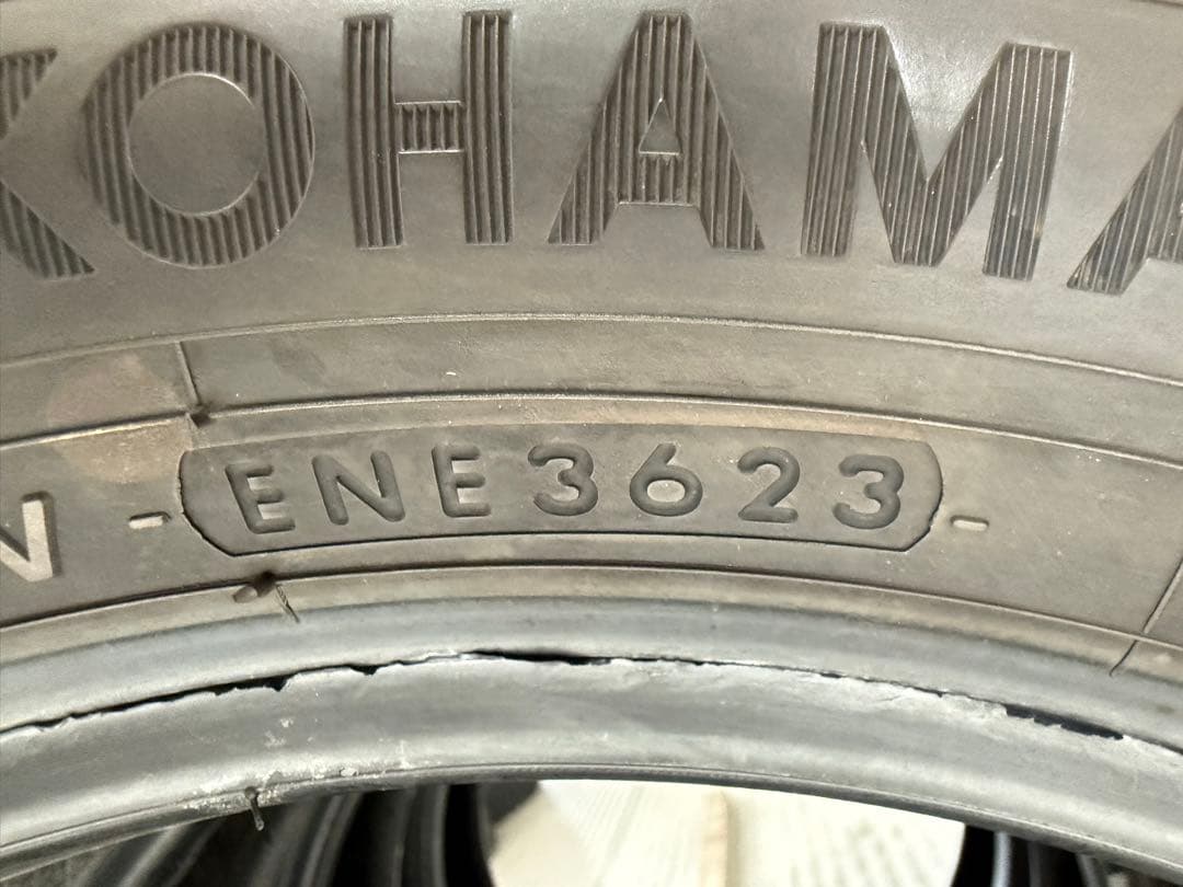 ヨコハマスタッドレス155／65R14 75Q深溝