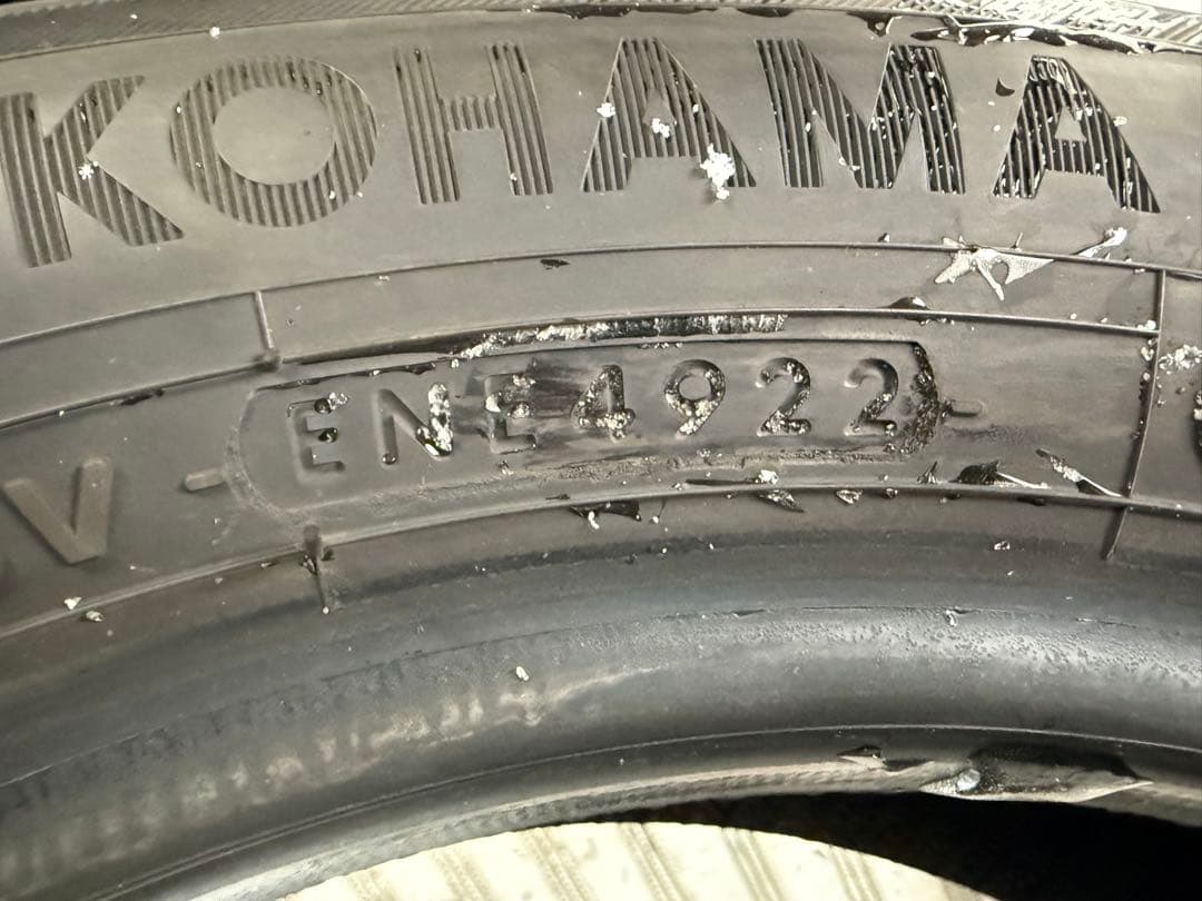 ヨコハマスタッドレス155／65R14 75Q深溝