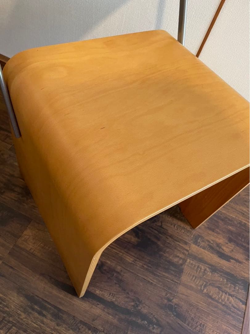 無印　エンツォマーリ　デザイン　ENZO MARI ダイニングチェア　b