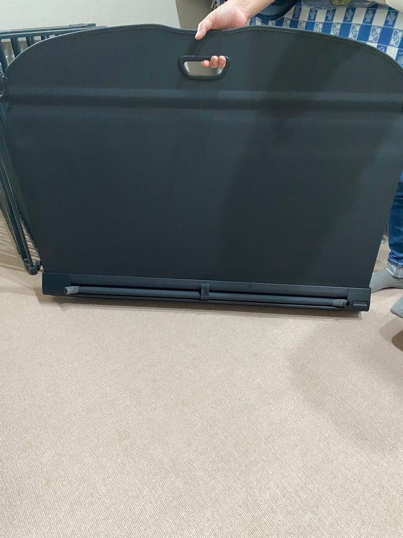 メルセデスベンツ純正　S205 Cクラスワゴン　リアトランク荷物隠し　トノカバー