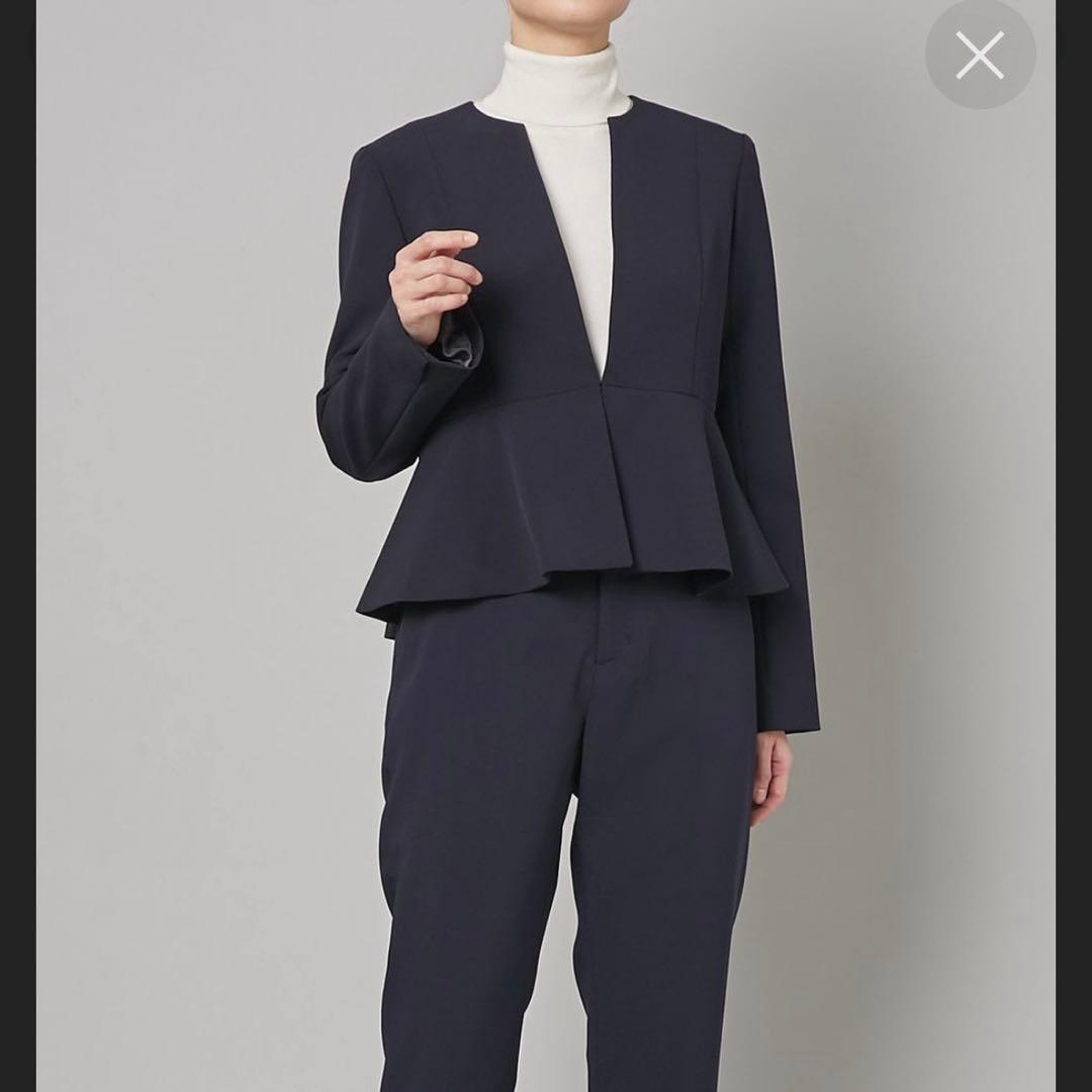 【新品タグ付き】CELFORD ネイビー ノーカラージャケット ペプラム36