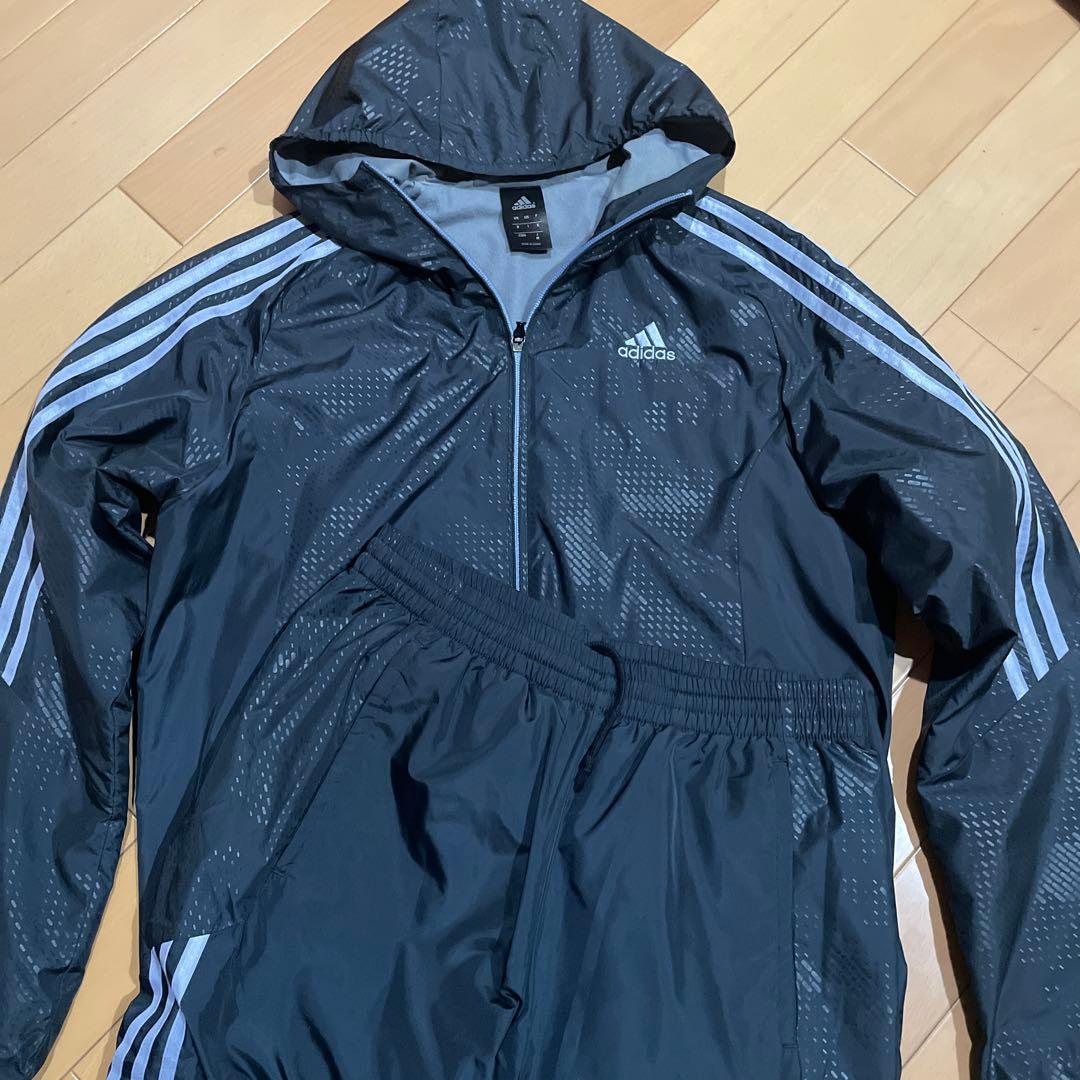 アディダス ウィンドブレーカー上下セット　メンズ
