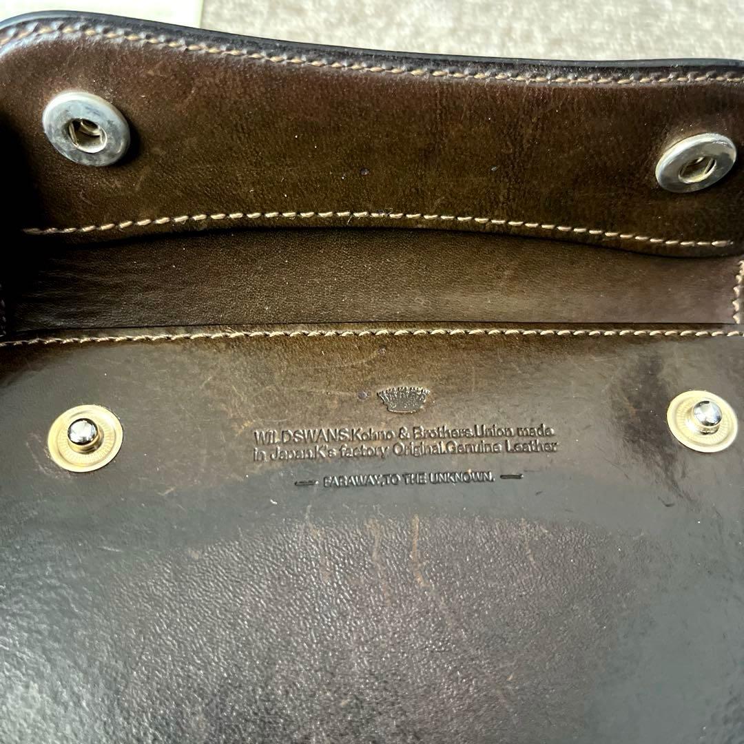 ワイルドスワンズ Byrne 三つ折り財布
