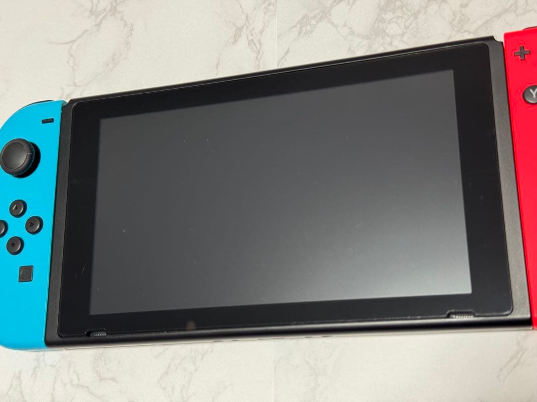Nintendo Switch本体（充電グリップおまけつき）