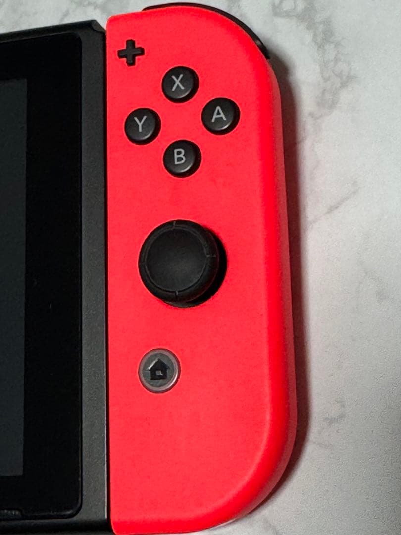 Nintendo Switch本体（充電グリップおまけつき）