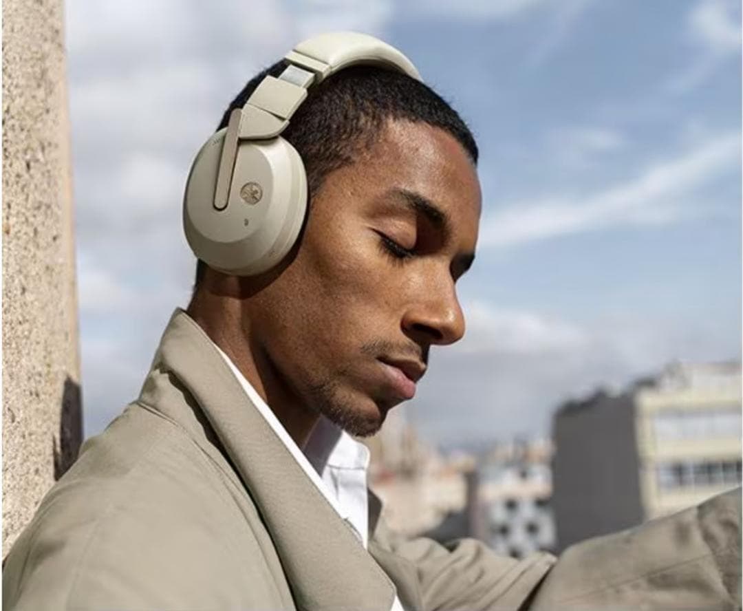 Yamaha YH-E700B ワイヤレスヘッドホン