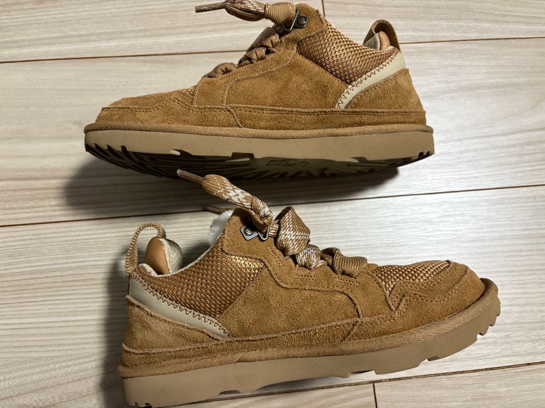 UGG Lowmel スニーカー 23.5cm
