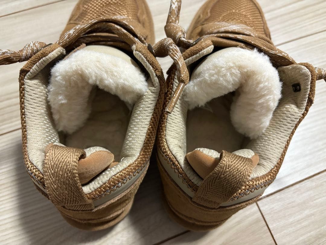 UGG Lowmel スニーカー 23.5cm