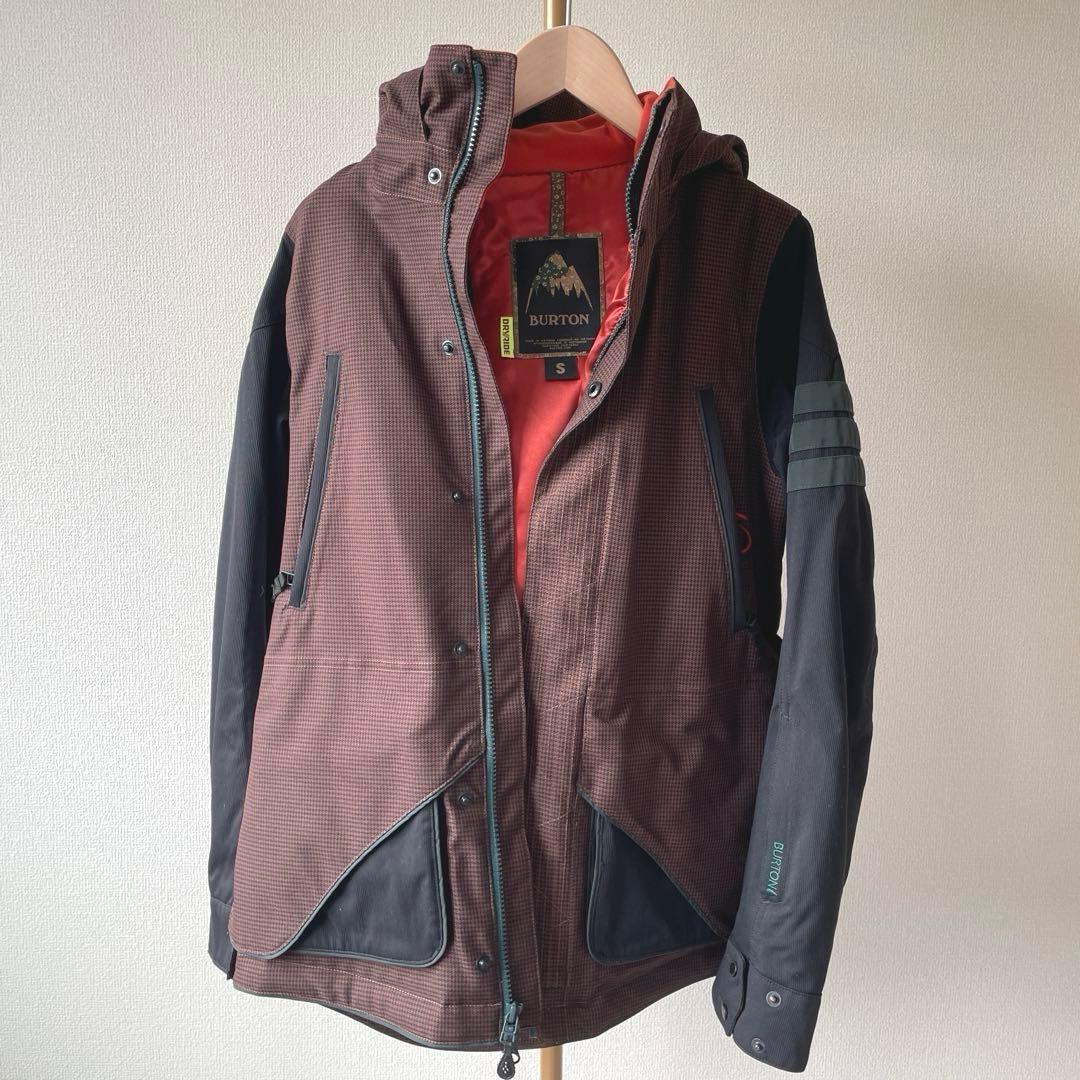 美品★BURTON スノーボードウェア