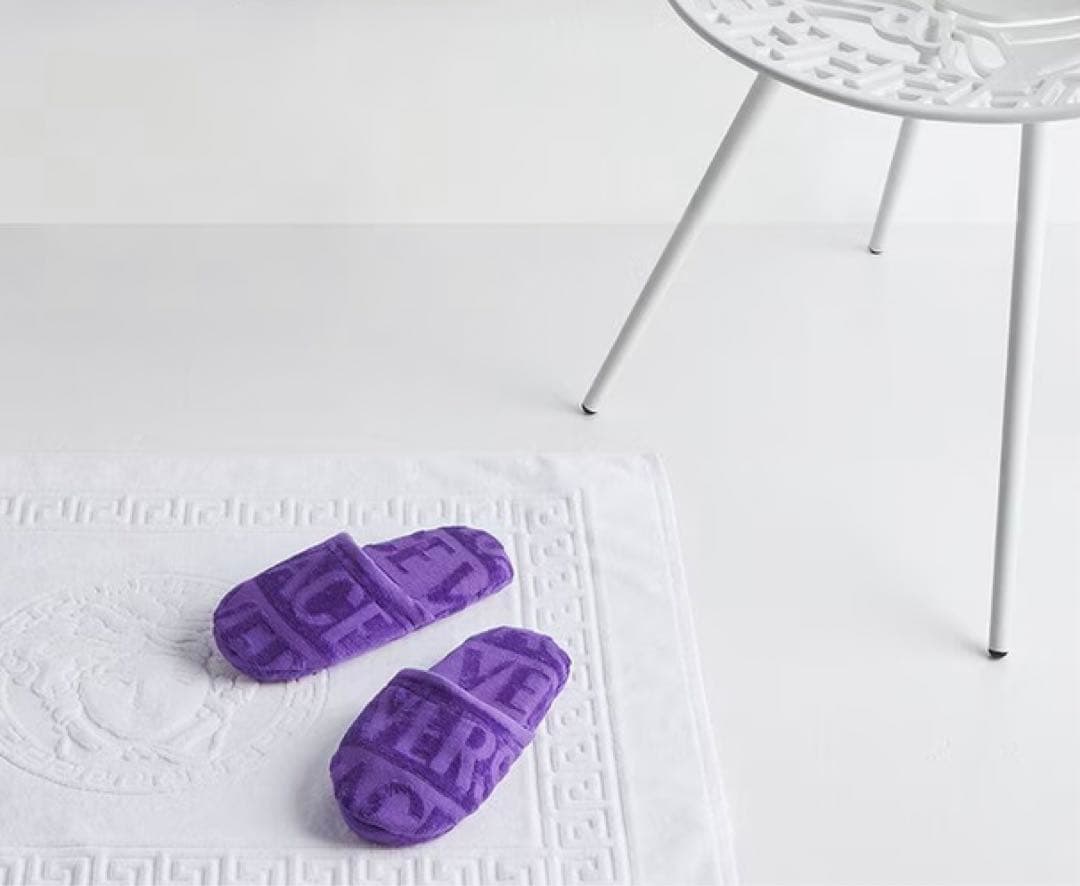 新品　Versace ベルサーチ スリッパ 紫　パープル　ホームシューズ　タグ箱