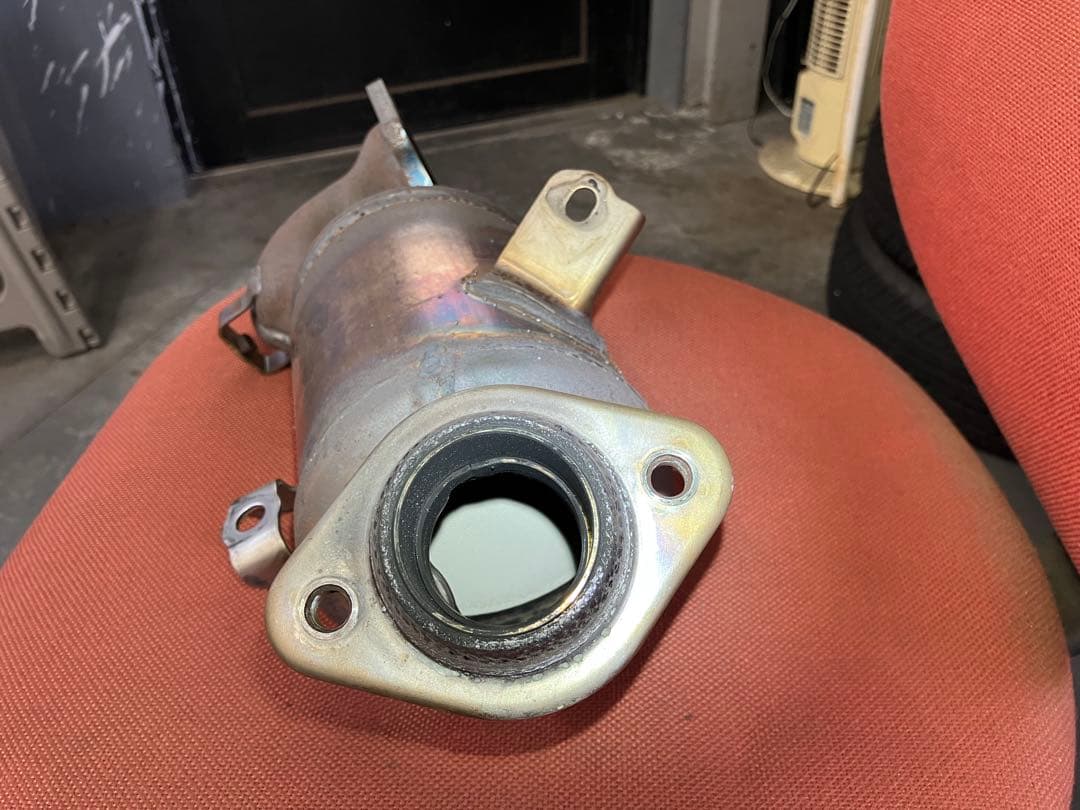 ZC33S 純正触媒 ノーマル キャタライザー