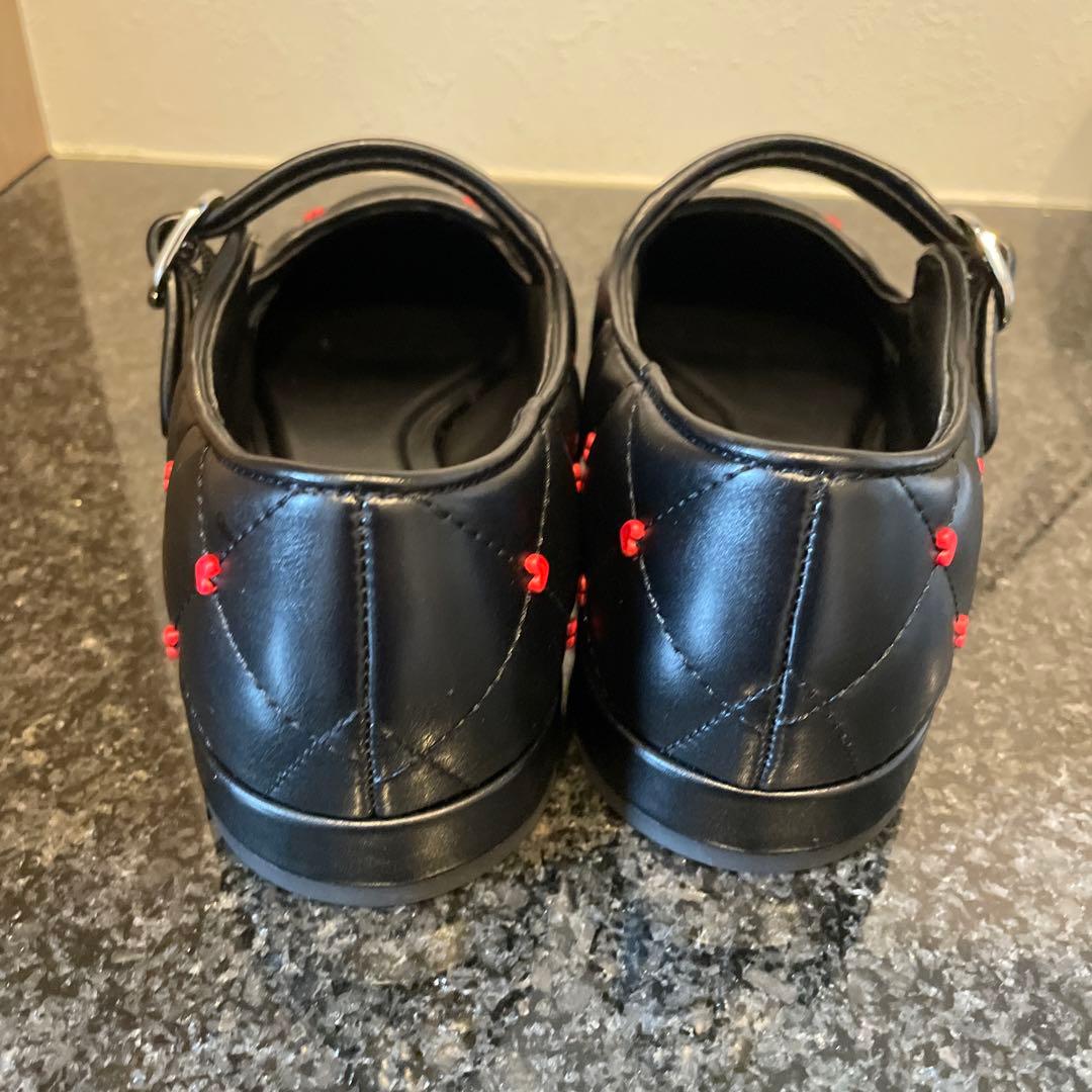 新品未使用CHARLES & KEITHハートプリントメリージェーン