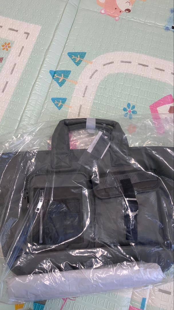 ジーナシスナイロンポケットトート即買いNG