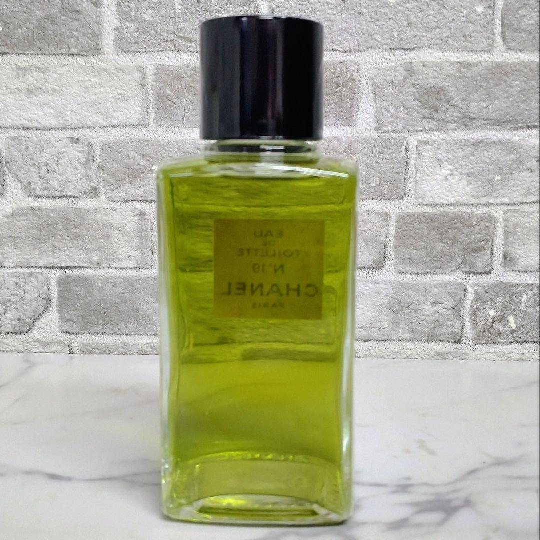 CHANEL シャネル No19 オードトワレ 200ml 未使用品