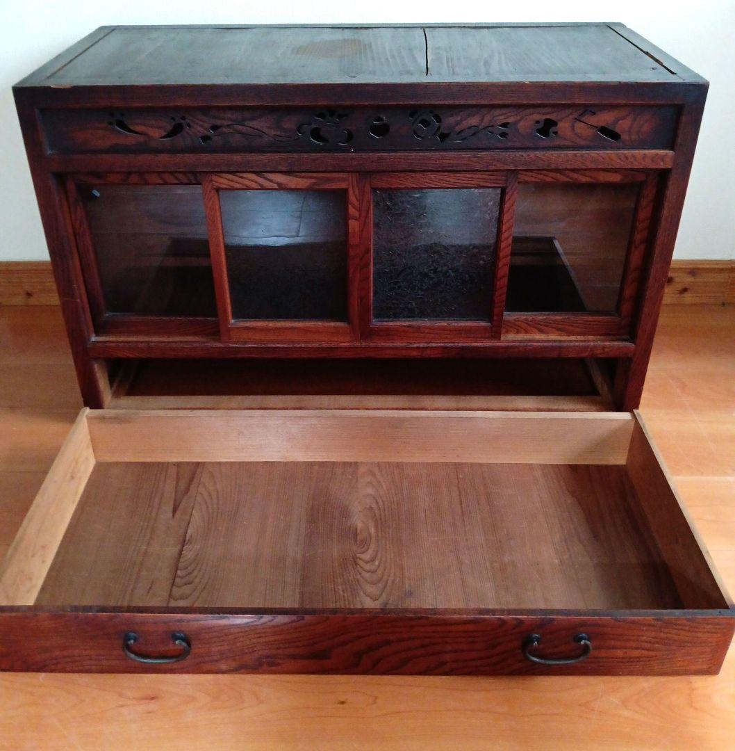 キャビネット　箪笥