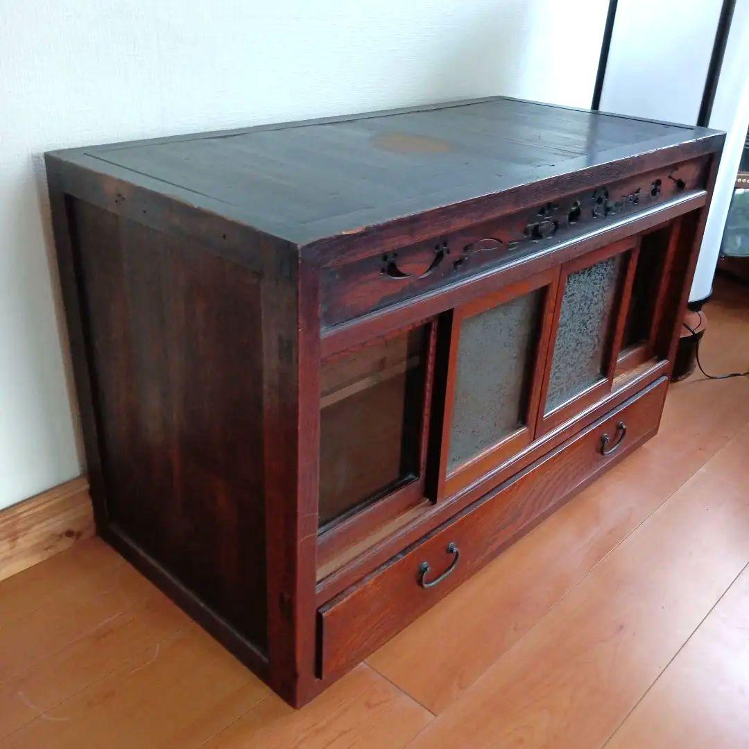 キャビネット　箪笥