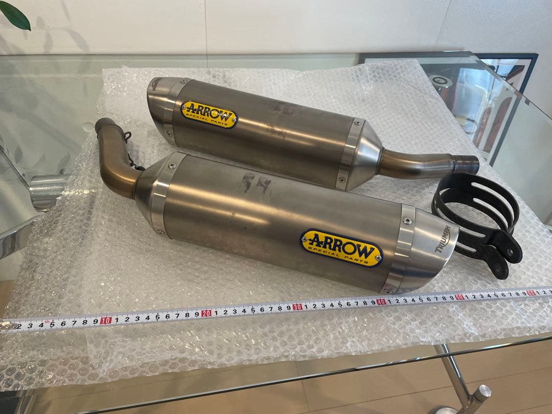 トライアンフ　ストリートトリプル675 マフラー