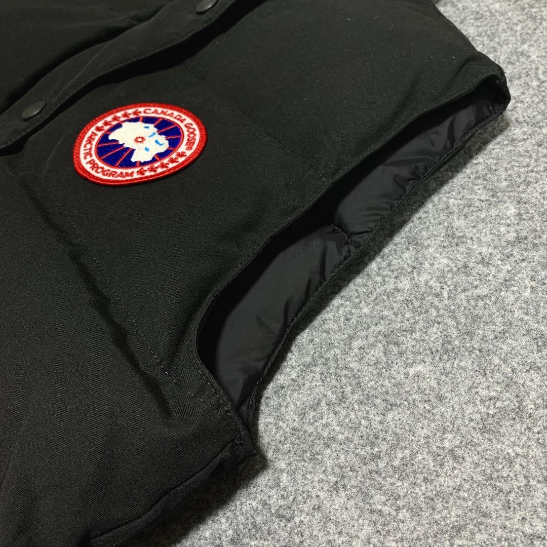 【美品】カナダグース　フリースタイルベスト　2832L　ワッペン　ブラック　S