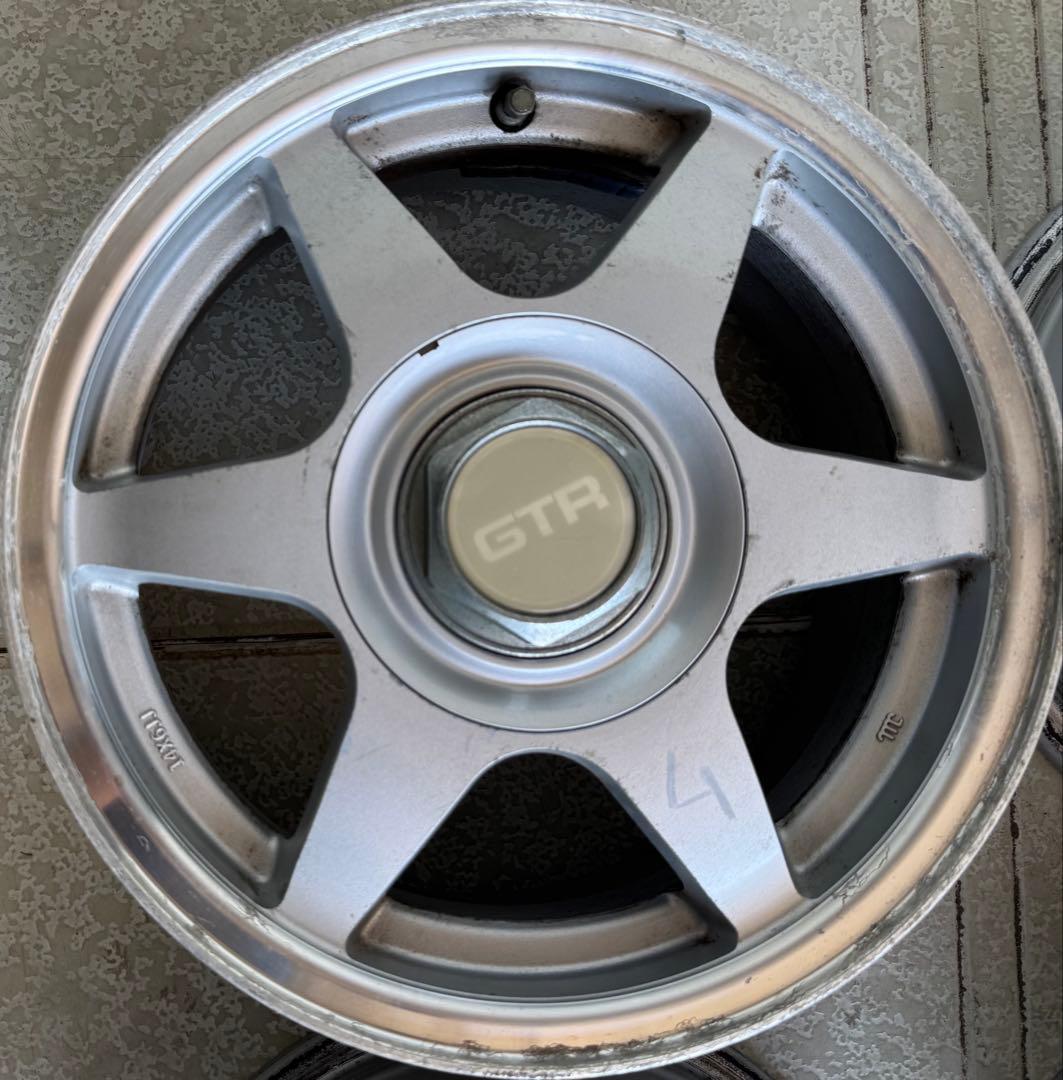 GT一R ネオヒス系当時ホイル 14インチPCD114.3/100-4H